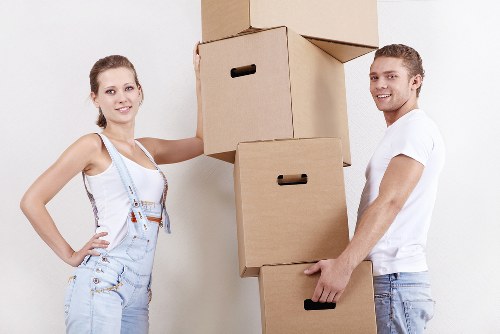 Moving van service in Maida Vale for local house and flat removals